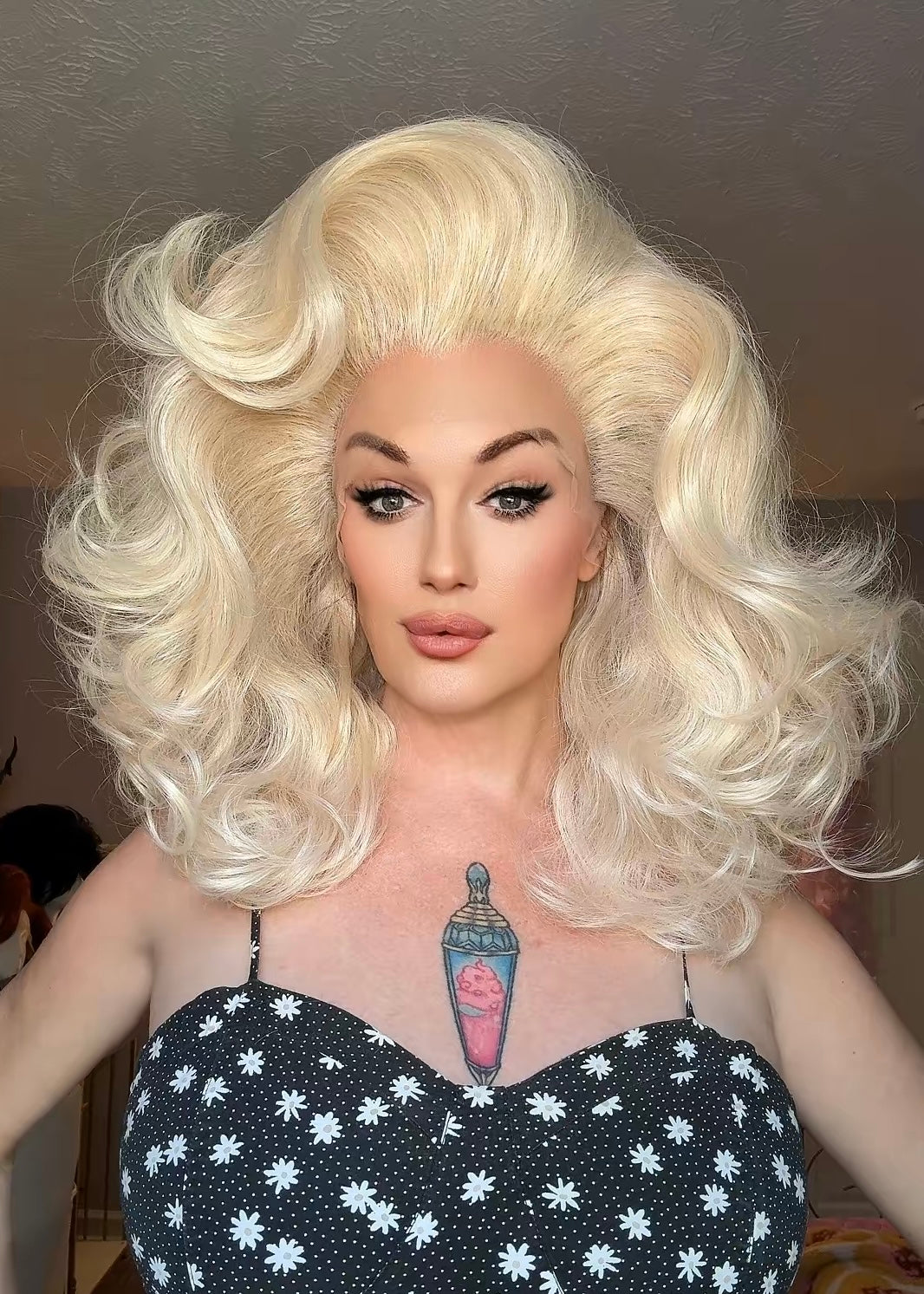 Gloria Hole
